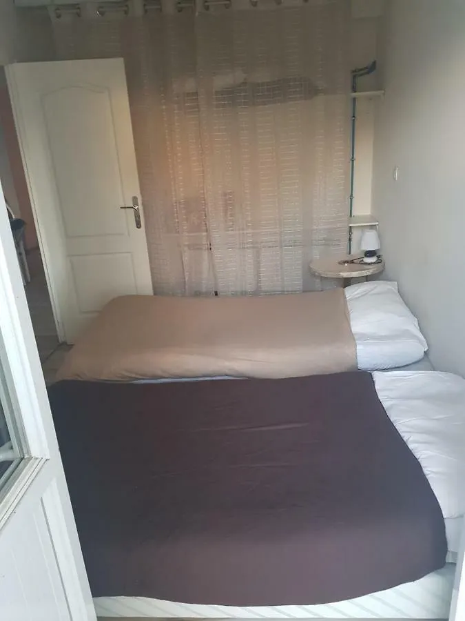 13 Rue De La Fontaine F11 Apartment Lourdes